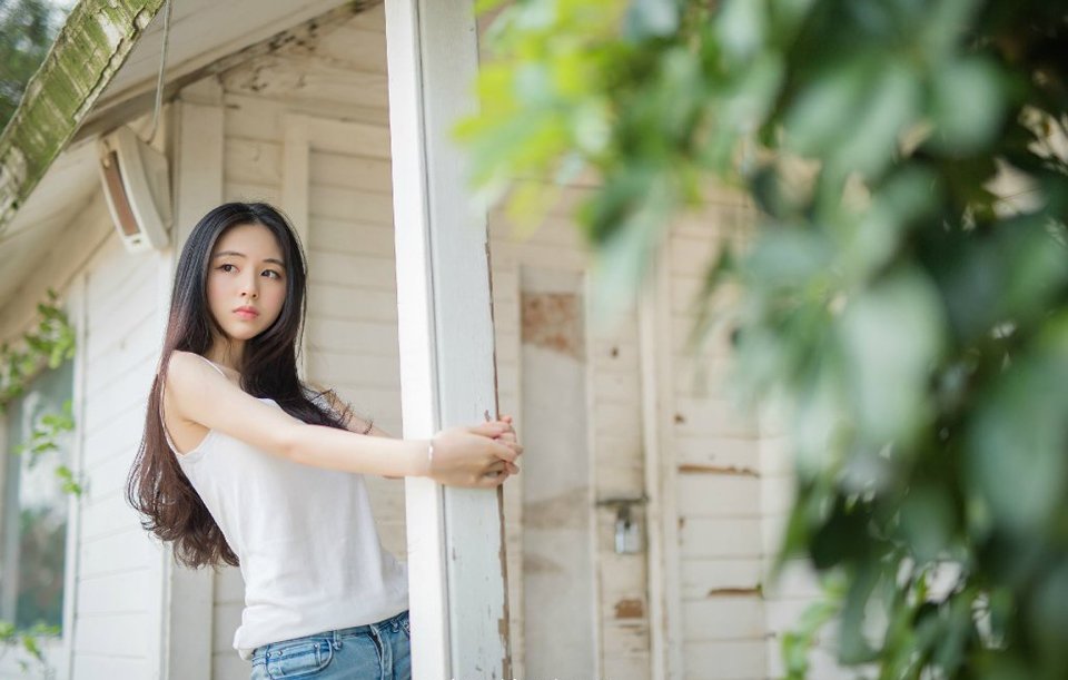 幸福是可以通过学习来获得的，尽管它不是我们的母语。——韩寒